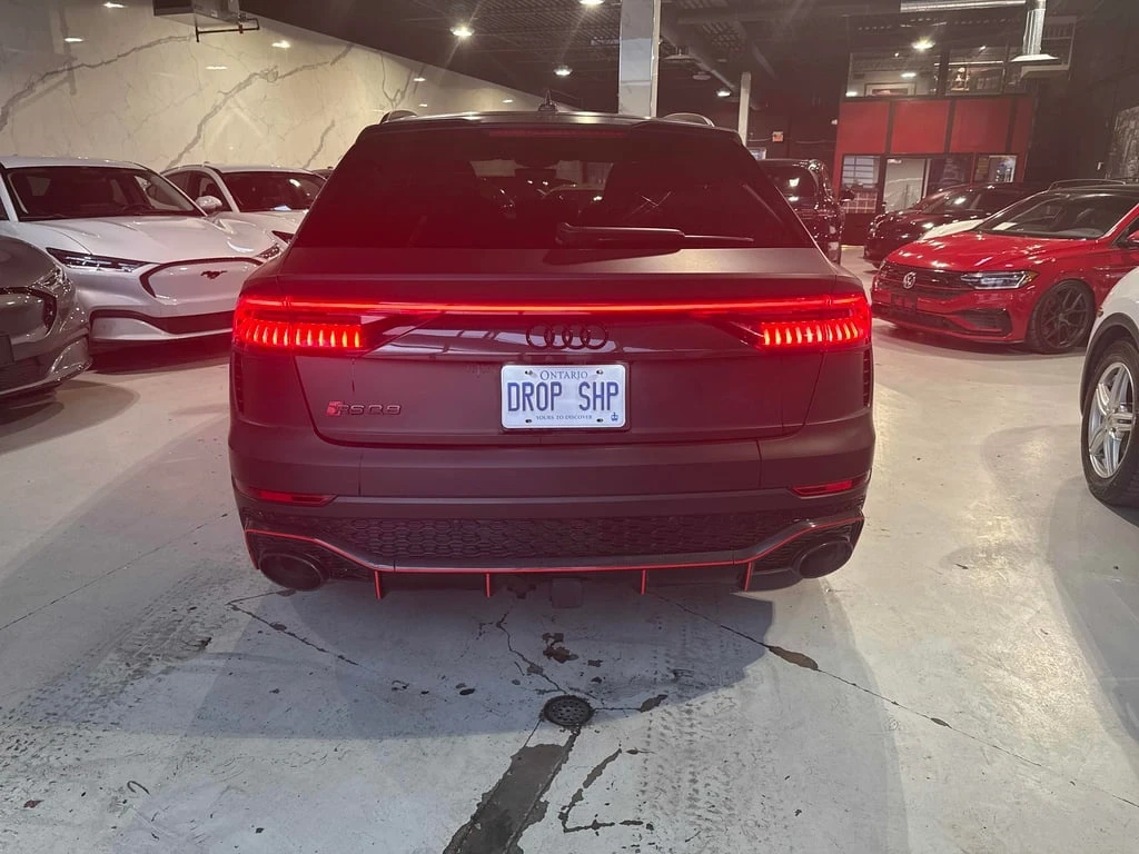 Audi RSQ8 * 4.0 TFSI quattro * CARFAX * БЕЗ ПЪРВОНАЧАЛНА ВНО - изображение 4