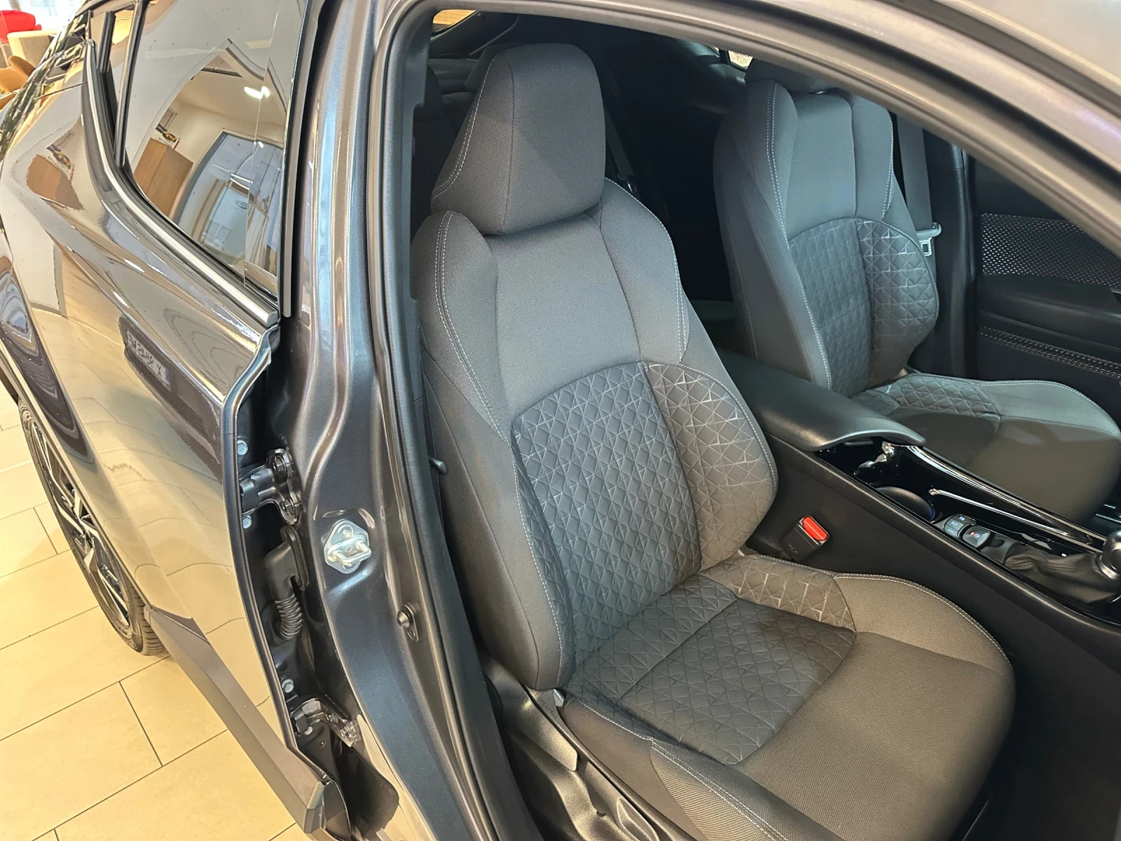 Toyota C-HR Trend | Mobile.bg � ����������� 7