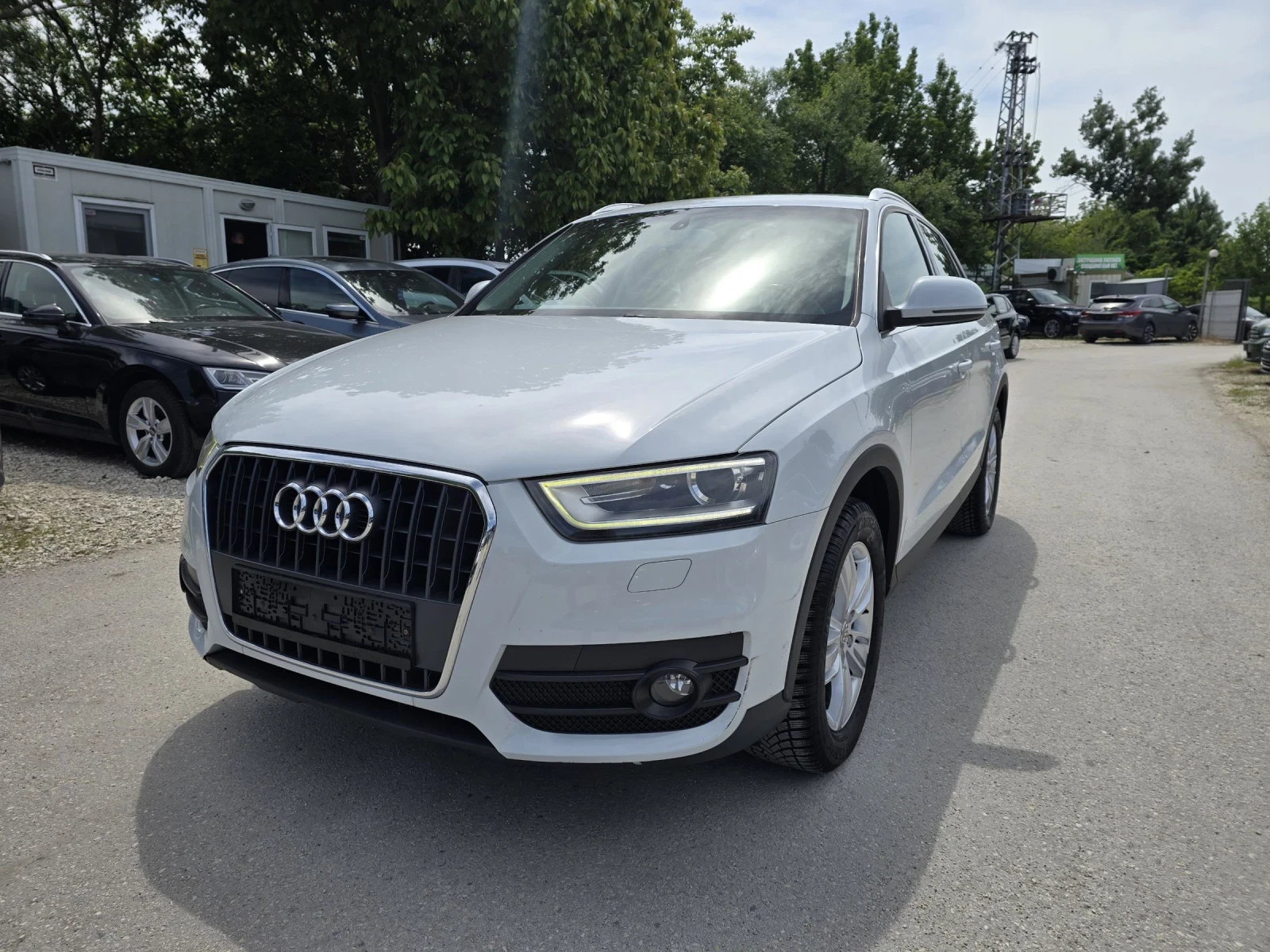 Audi Q3 2.0TDI 140к.с 6 Скорости Топ 