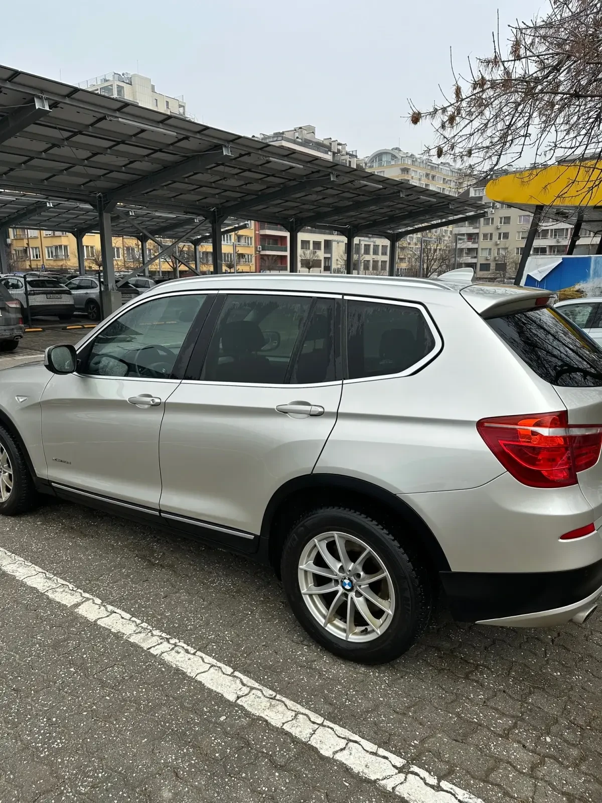 BMW X3 2.0d/184h.p/NAVI/AUTOMAT/КОЖА/КАМЕРА, снимка 2 - Автомобили и джипове - 54744503