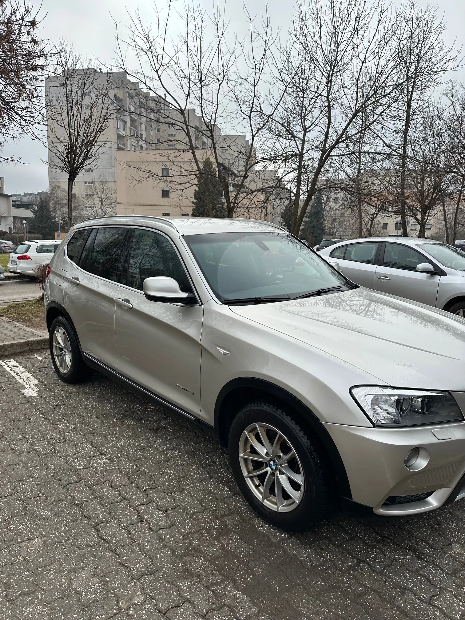 BMW X3 2.0d/184h.p/NAVI/AUTOMAT/КОЖА/КАМЕРА, снимка 4 - Автомобили и джипове - 54744503