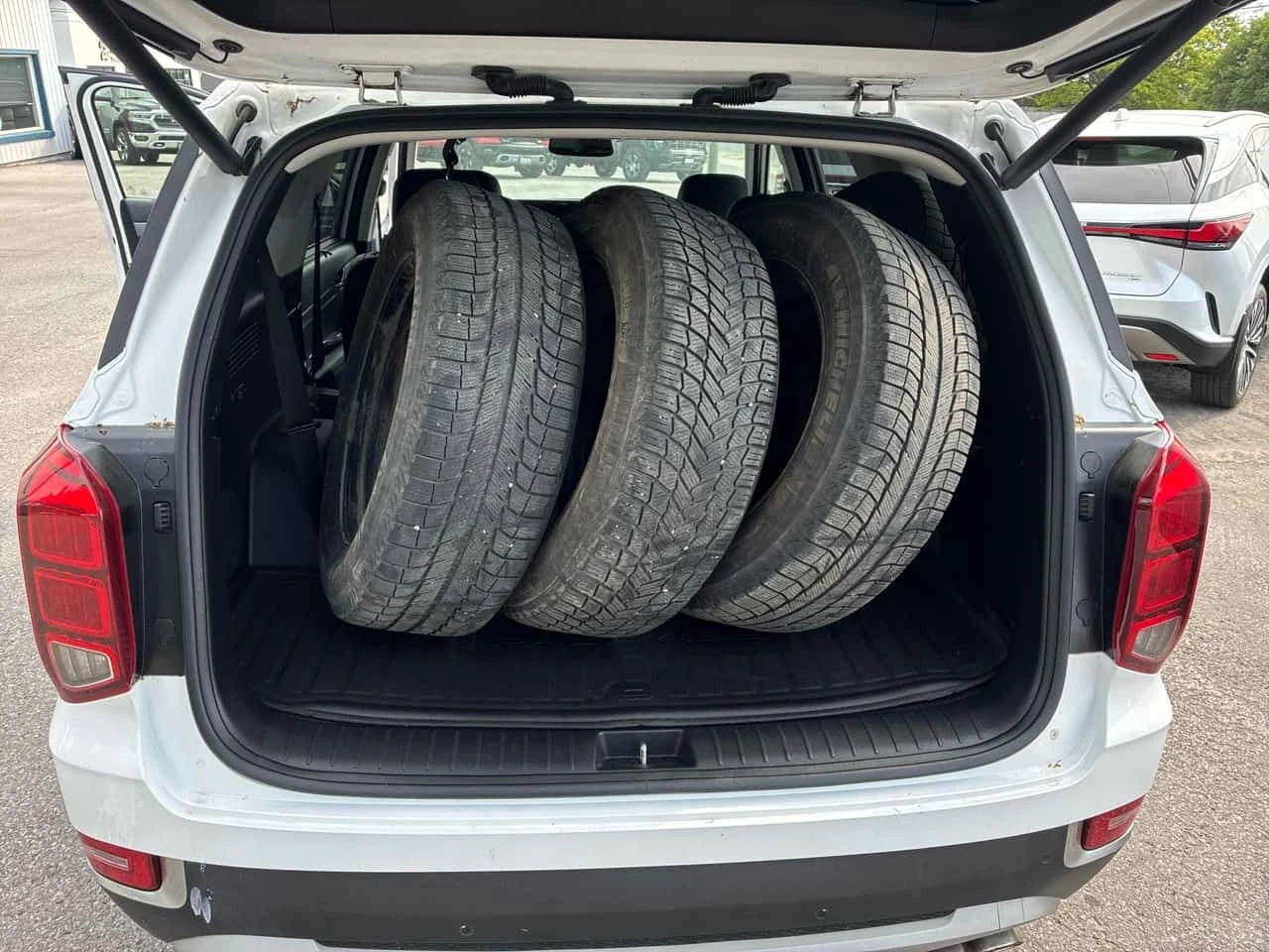 Hyundai Palisade * Luxury * ОБДУХВАНЕ * 360 КАМЕРА * HARMAN/KARDON , снимка 13 - Автомобили и джипове - 54884519