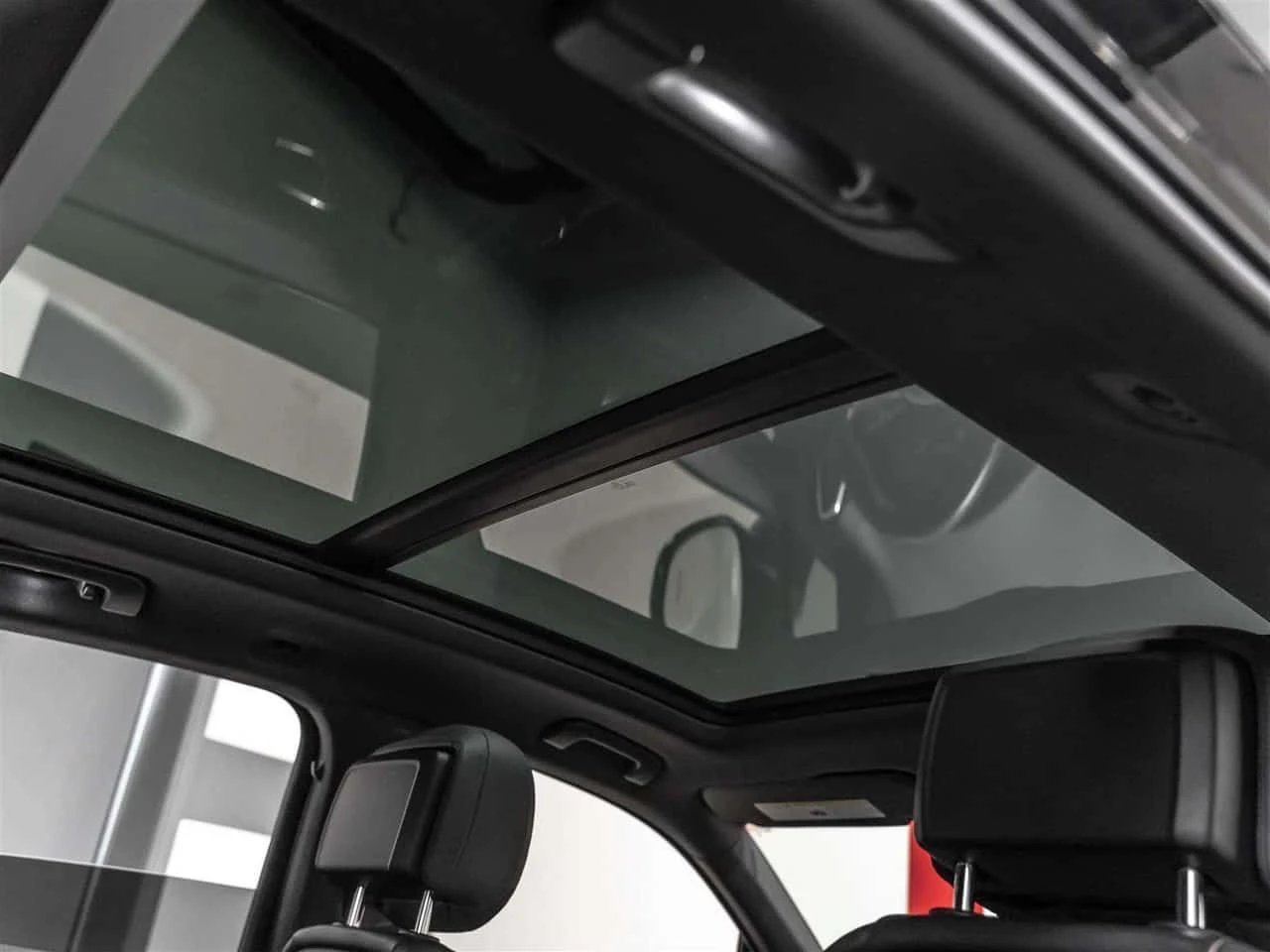 Porsche Cayenne Premium Package| Adaptive Cruise| 21"  CARFAX, снимка 12 - Автомобили и джипове - 55173017