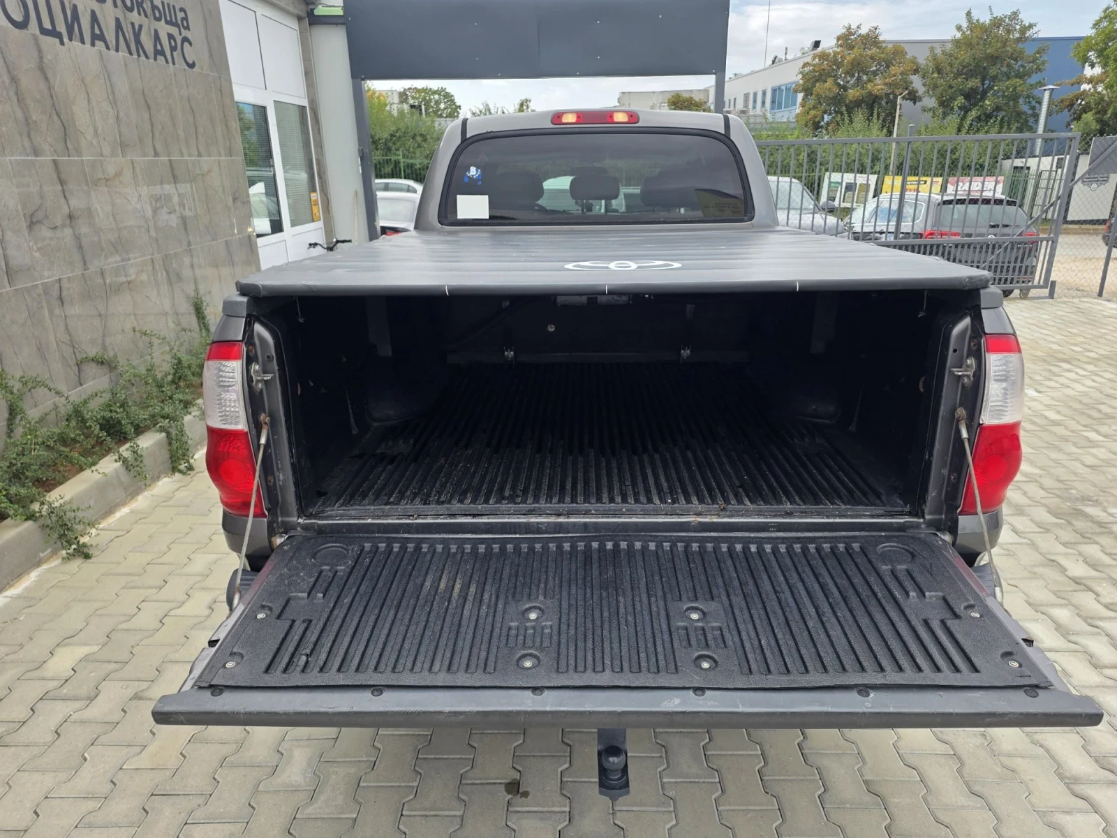 Toyota Tundra 4.7 gaz, снимка 13 - Автомобили и джипове - 56264851