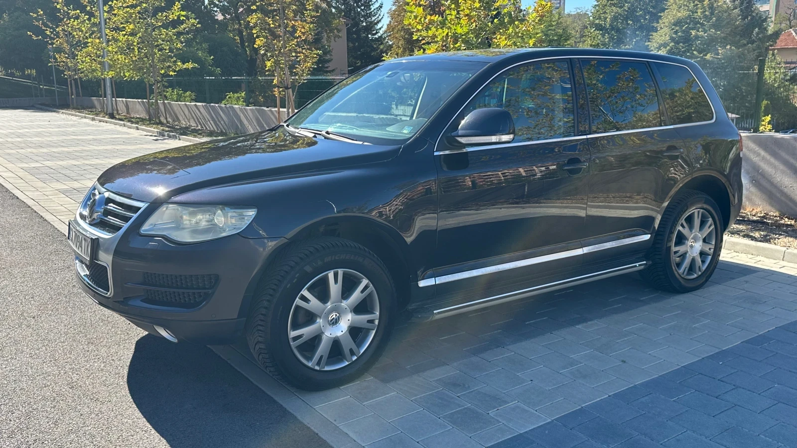 VW Touareg, снимка 2 - Автомобили и джипове - 56349038