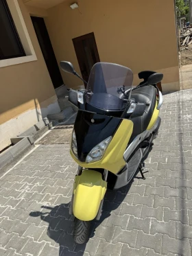     Yamaha X-max 250cc