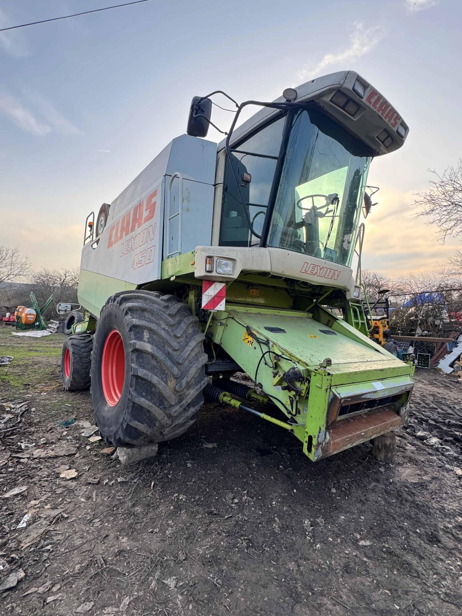 Комбайн Claas LEXION 450, снимка 4 - Селскостопанска техника - 53741372