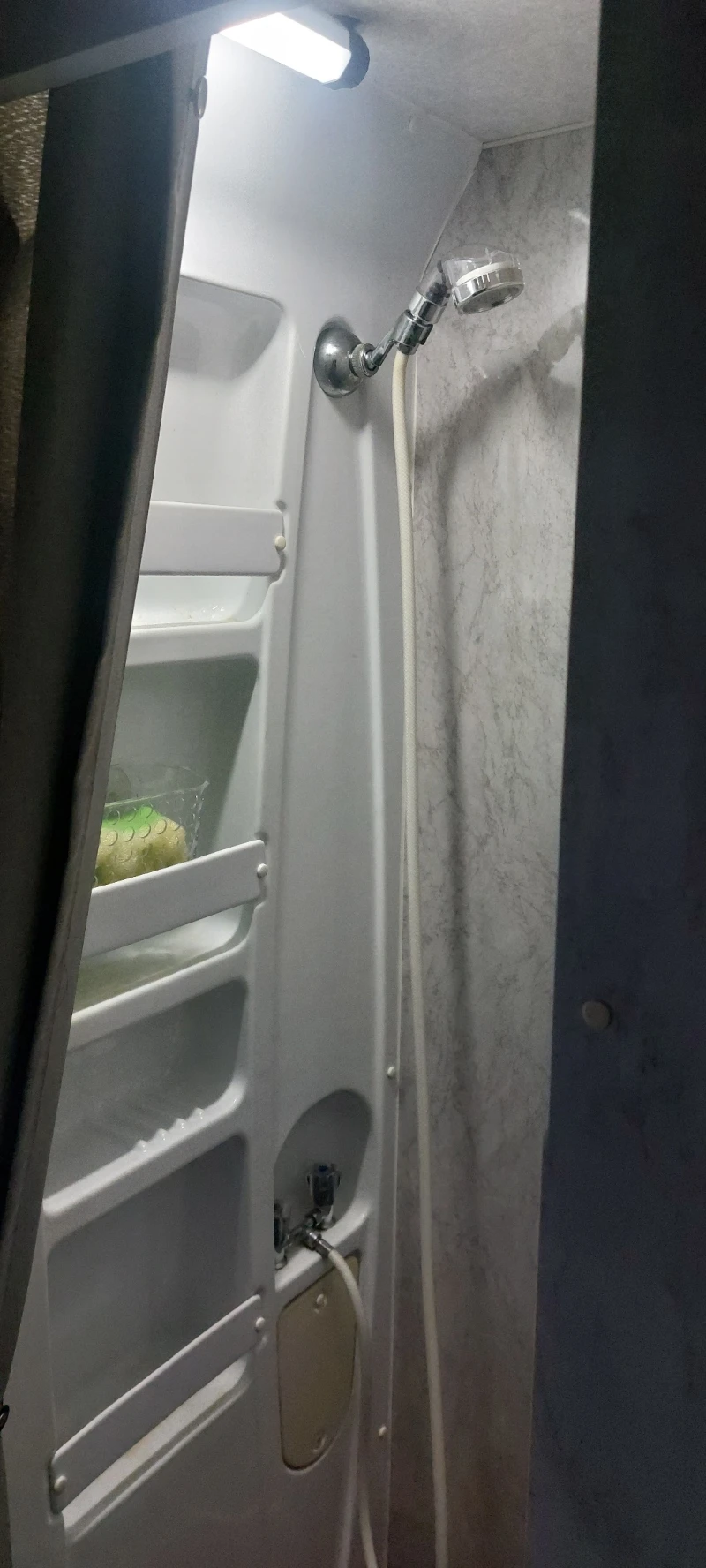 Кемпер Elnagh Fiat Dukato 2.3jtd, снимка 10 - Каравани и кемпери - 52323799