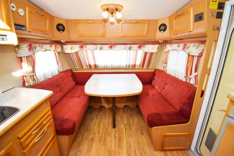 Каравана Kabe Briljant XL, снимка 7 - Каравани и кемпери - 52577001