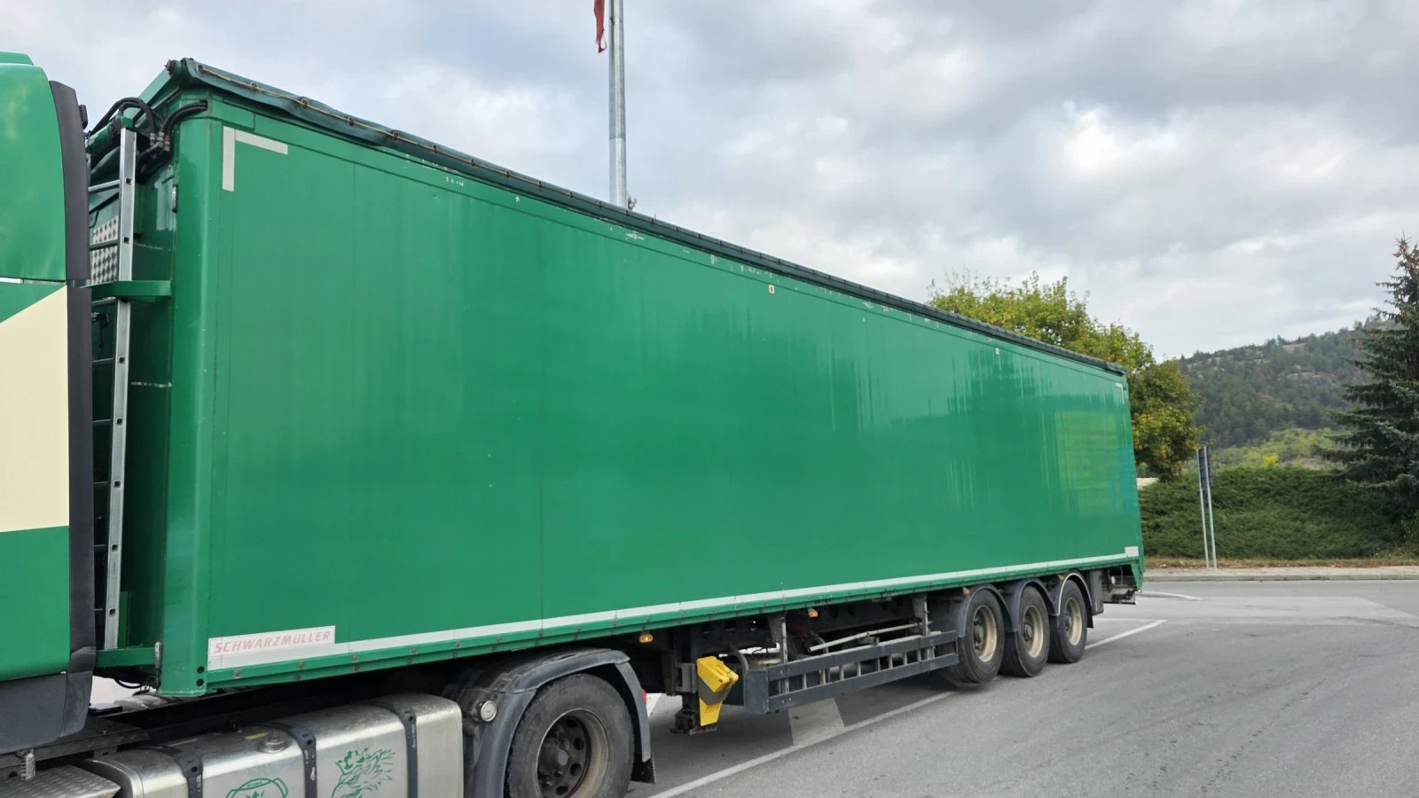  Schwarzmuller  92  .   | Mobile.bg   1