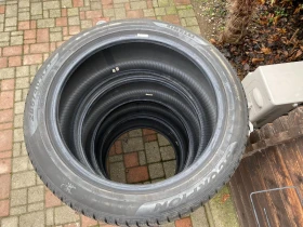 Гуми Всесезонни 285/40R21, снимка 2 - Гуми и джанти - 47666303