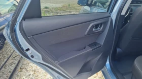 Toyota Auris 1.8 Hybrid, снимка 14