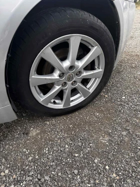 Toyota Avensis 1.8 Valvematic 147к.с НА ЧАСТИ - 10 лв. / 5.11 € - 72798572 10