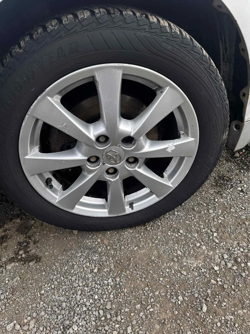 Toyota Avensis 1.8 Valvematic 147к.с НА ЧАСТИ, снимка 7 - Автомобили и джипове - 52557106