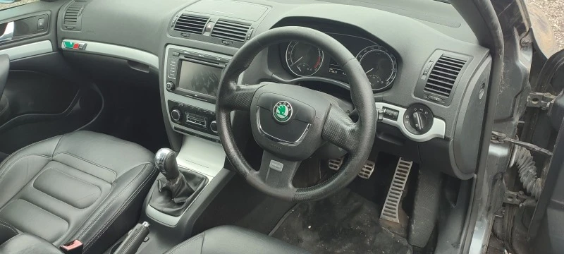 Skoda Octavia 2.0тди170к.с., снимка 12 - Автомобили и джипове - 47139493