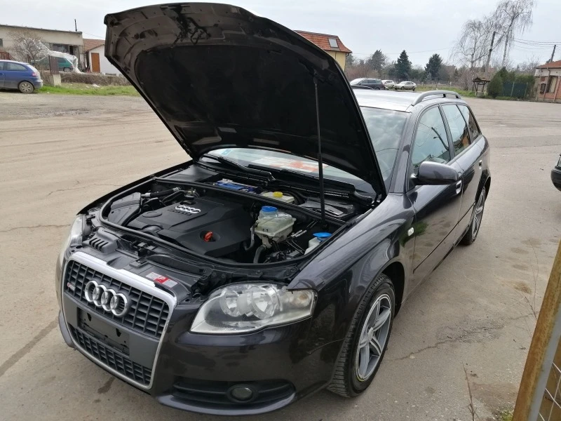 Audi A4 2.0TDi , снимка 8 - Автомобили и джипове - 47307717