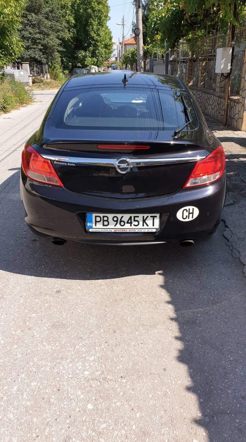 Opel Insignia, снимка 2 - Автомобили и джипове - 46277628