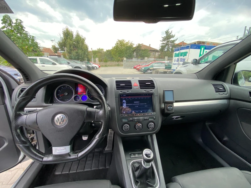 VW Golf GTI R32 200к.с, снимка 14 - Автомобили и джипове - 47356992