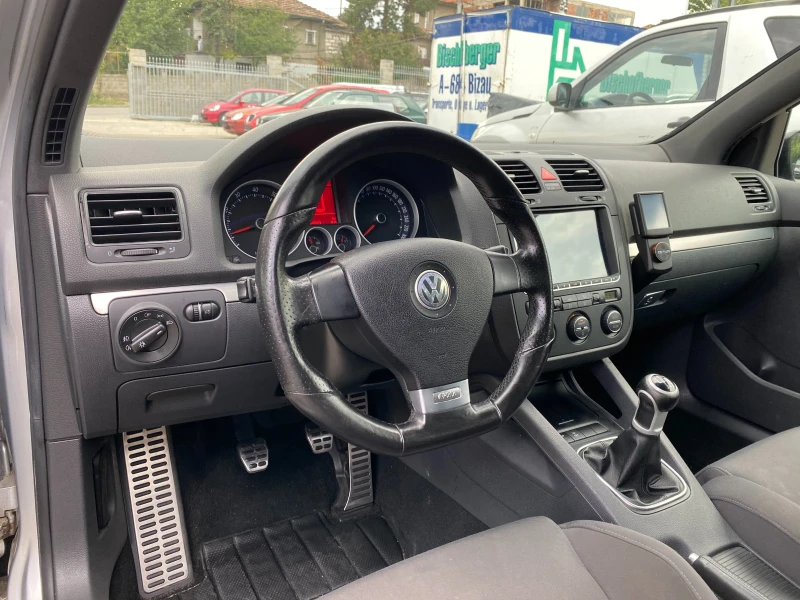 VW Golf GTI R32 200к.с, снимка 11 - Автомобили и джипове - 47356992