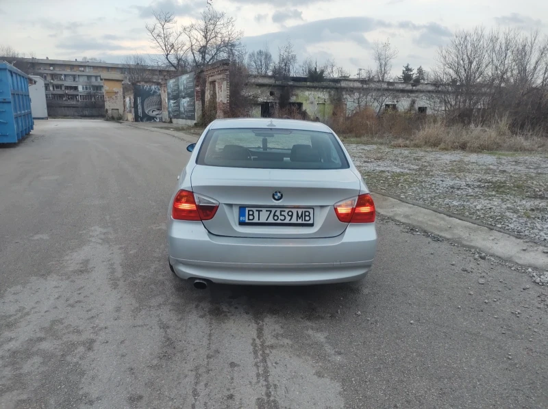 BMW 320 320i, снимка 4 - Автомобили и джипове - 49134272