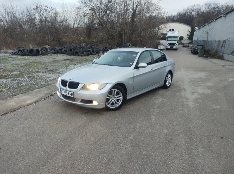 BMW 320 320i, снимка 1 - Автомобили и джипове - 49134272