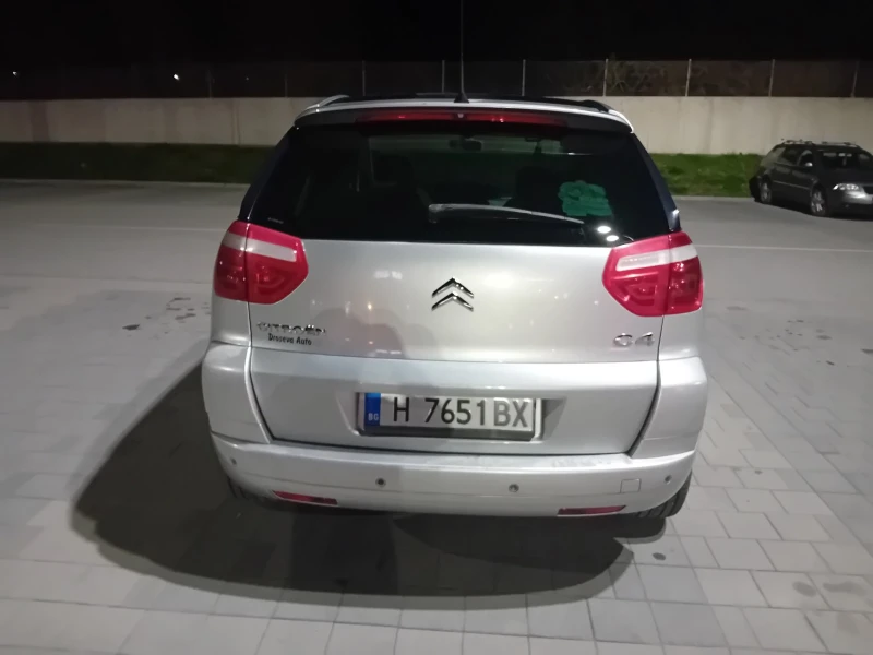 Citroen C4 Picasso, снимка 14 - Автомобили и джипове - 47683255