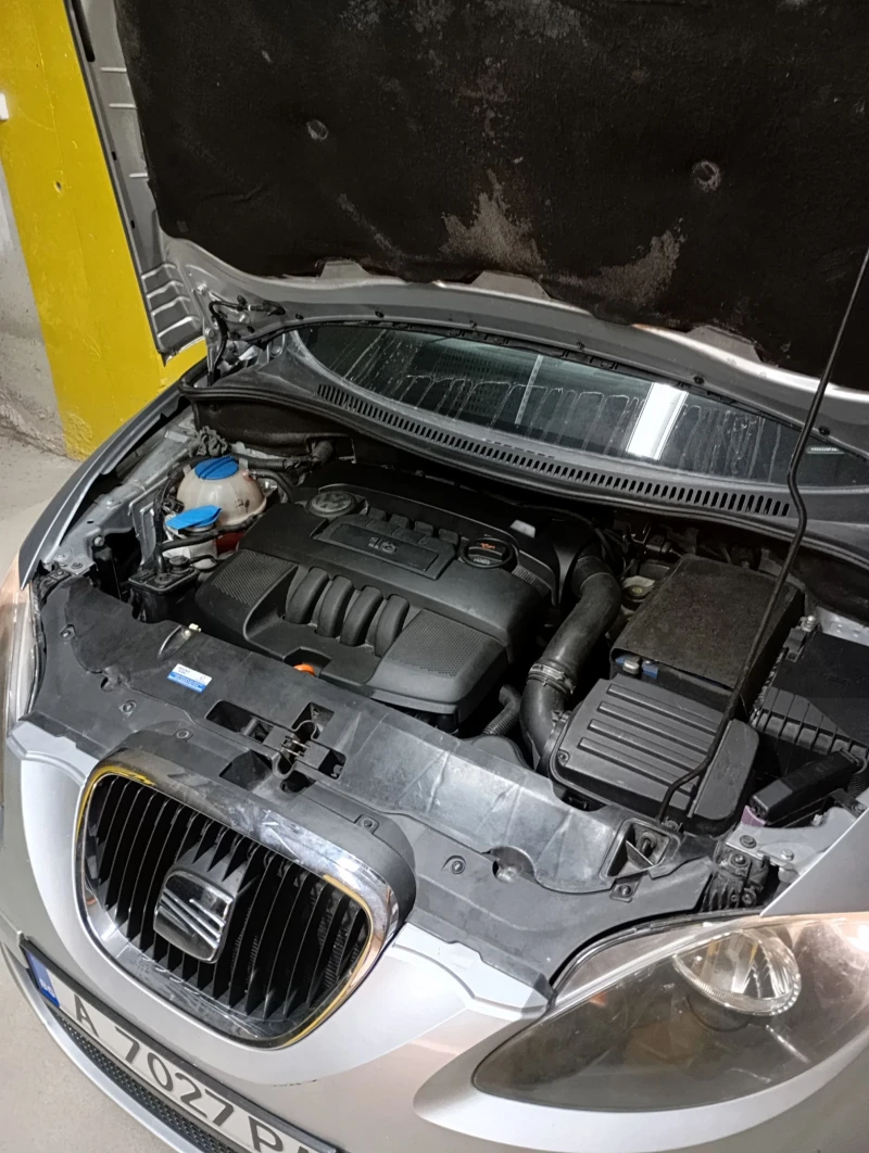 Seat Altea Dual LPG , снимка 5 - Автомобили и джипове - 47880054