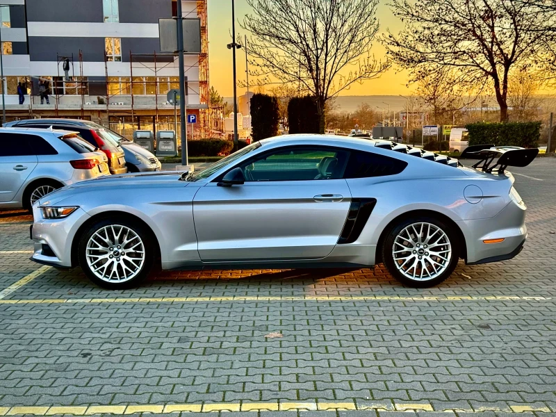 Ford Mustang 2.3 EcoBoost ANNIVERSARY, снимка 4 - Автомобили и джипове - 48395017