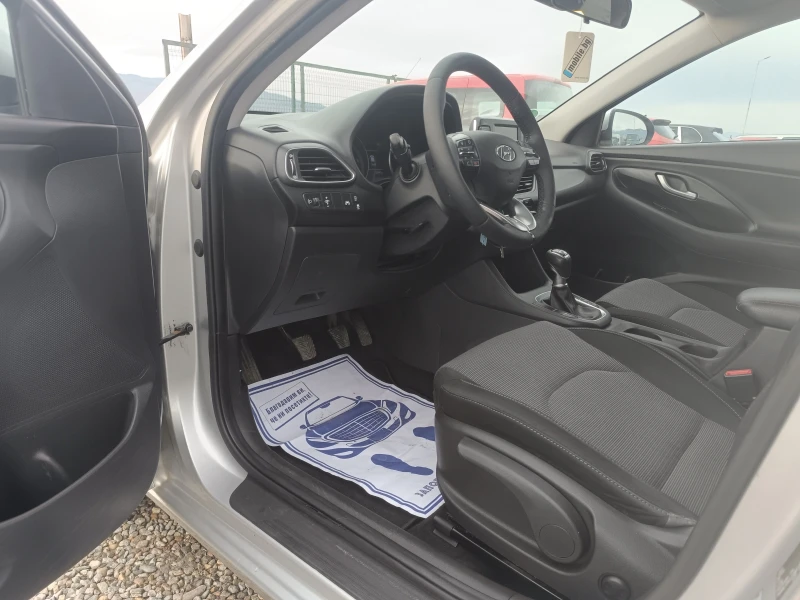 Hyundai I30 1.6 CRDI EURO6, снимка 13 - Автомобили и джипове - 49331491