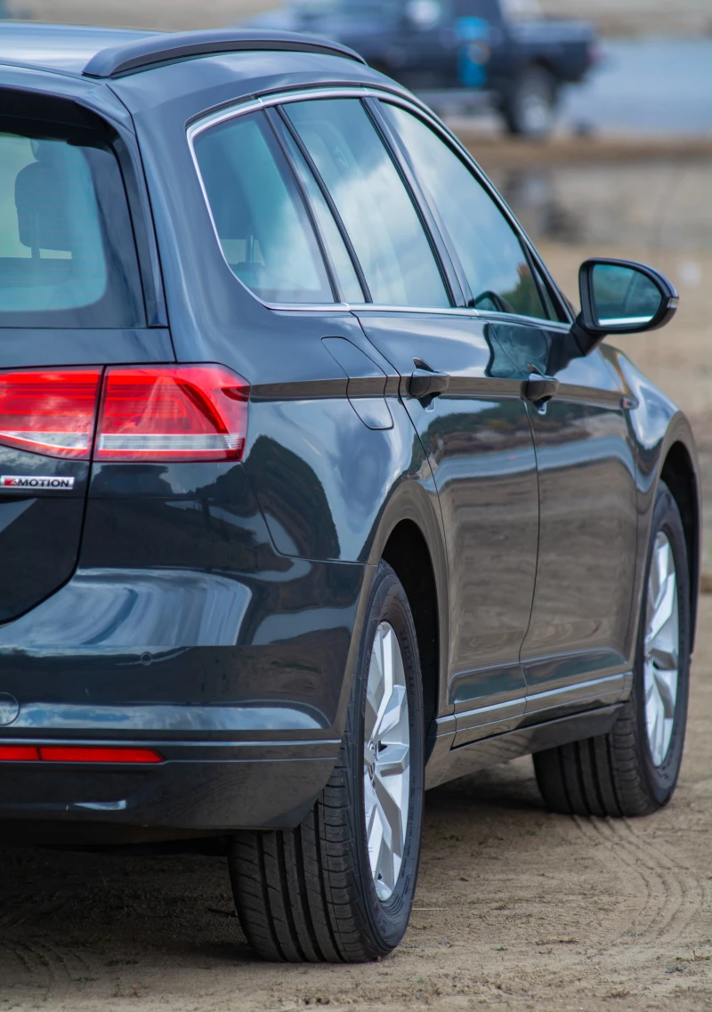 VW Passat 4Х4 TDI, снимка 7 - Автомобили и джипове - 52271200