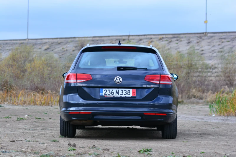 VW Passat 4Х4 TDI, снимка 2 - Автомобили и джипове - 52271200