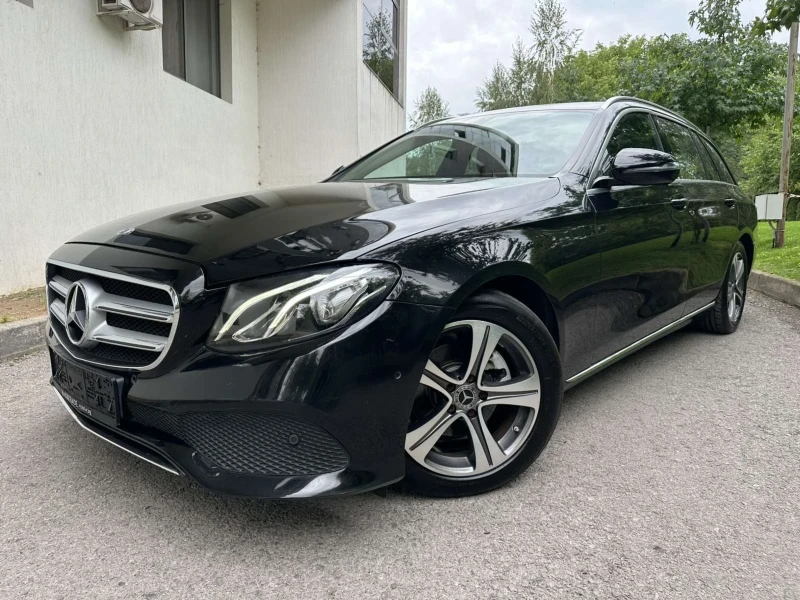 Mercedes-Benz E 220, снимка 3 - Автомобили и джипове - 51676376