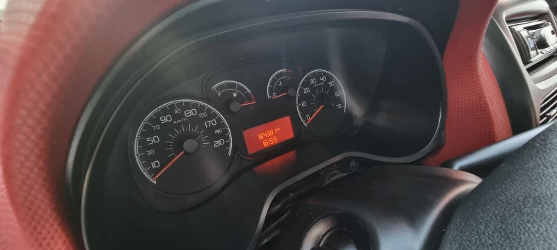 Fiat Doblo, снимка 10 - Автомобили и джипове - 52929194