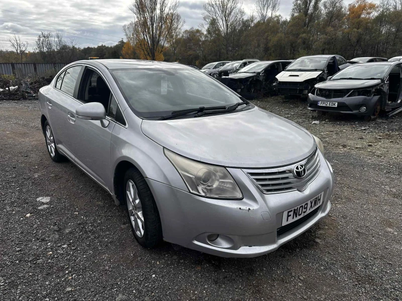 Toyota Avensis 1.8 Valvematic 147к.с НА ЧАСТИ - 10 лв. / 5.11 € - 72798572 1