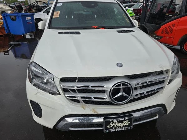 Mercedes-Benz GLS 450 3000, снимка 12 - Автомобили и джипове - 53753831