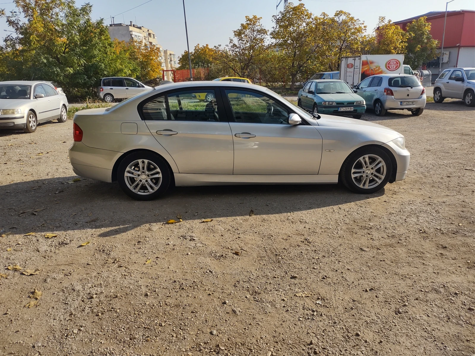 BMW 320 320i - изображение 4