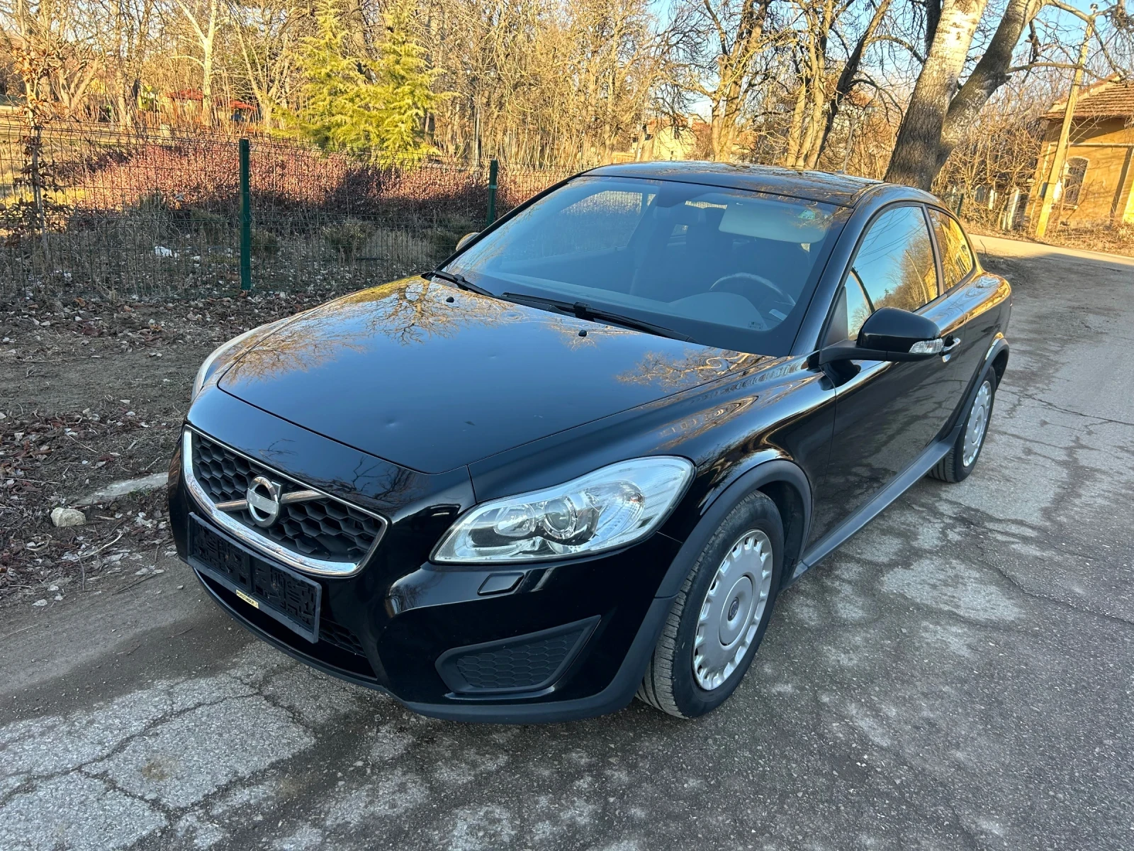 Volvo C30 1.6D - изображение 4