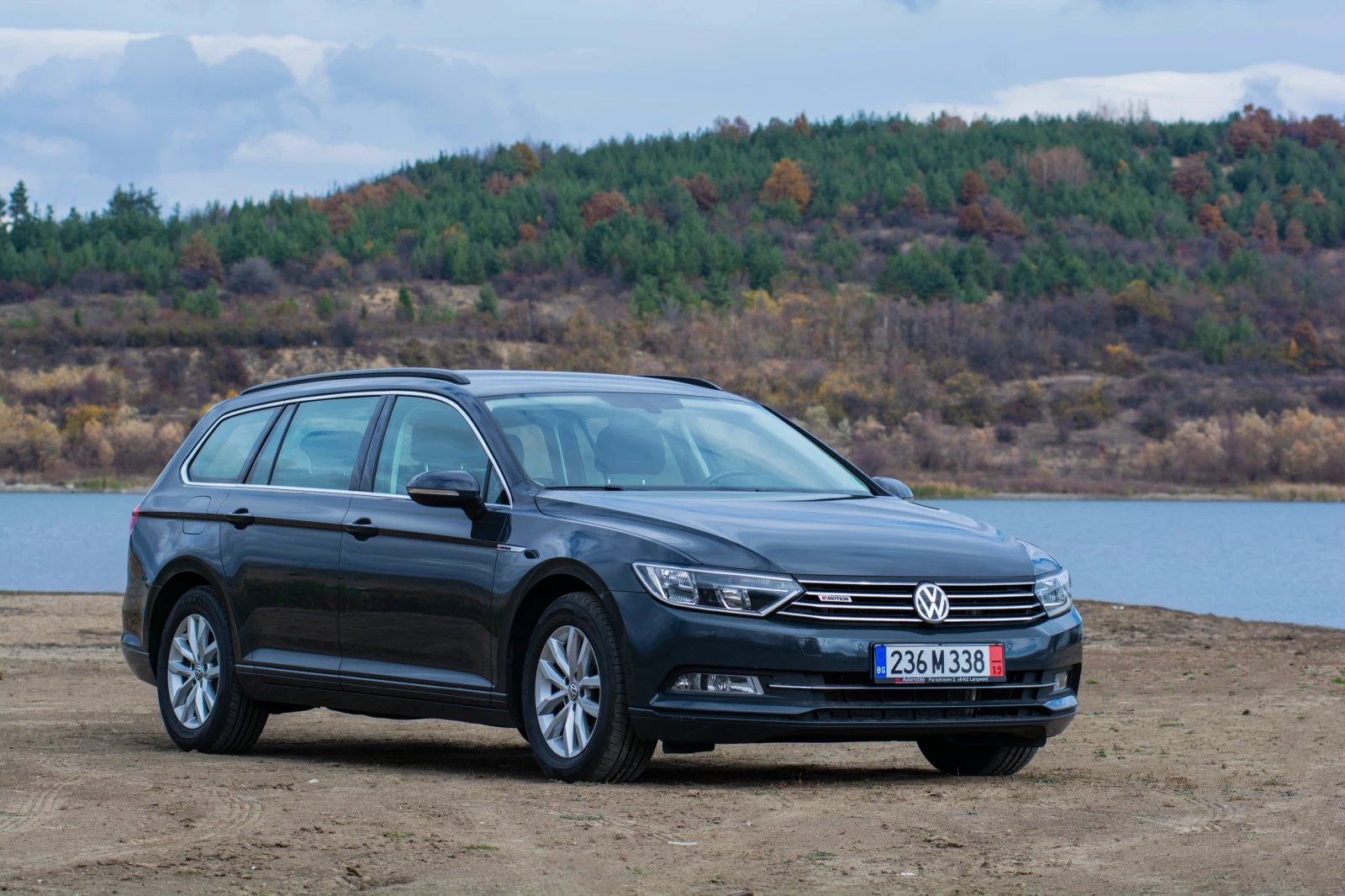VW Passat 4Х4 TDI | Mobile.bg — изображение 14