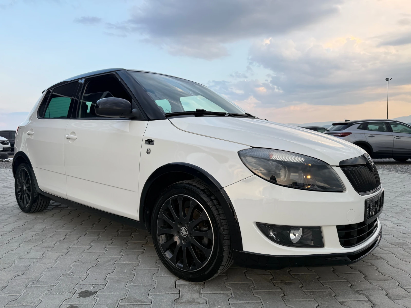 Skoda Fabia 1.2i 70 ks  Собствен лизинг !!!  - изображение 3