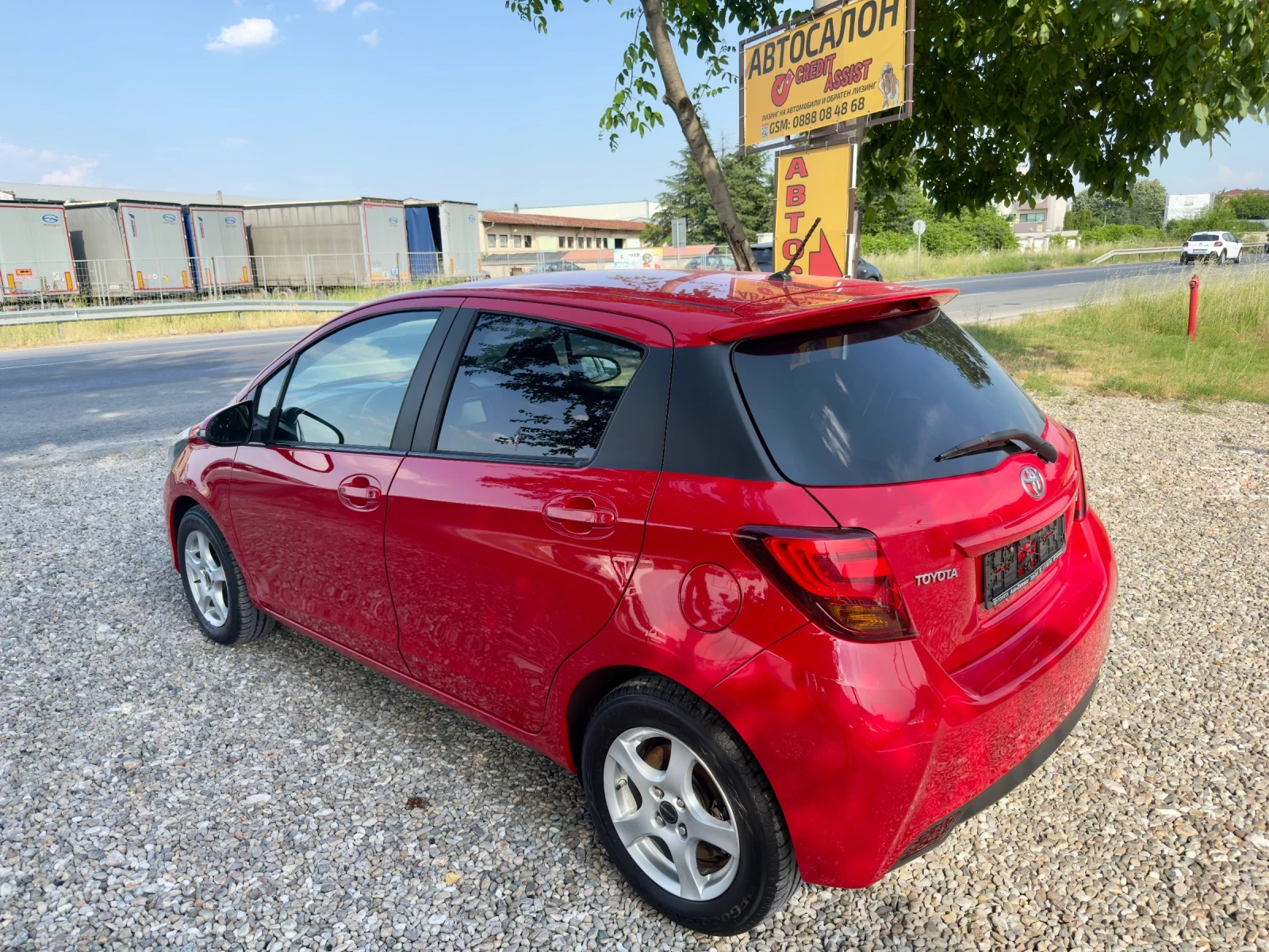 Toyota Yaris 1.4 D4D - изображение 4