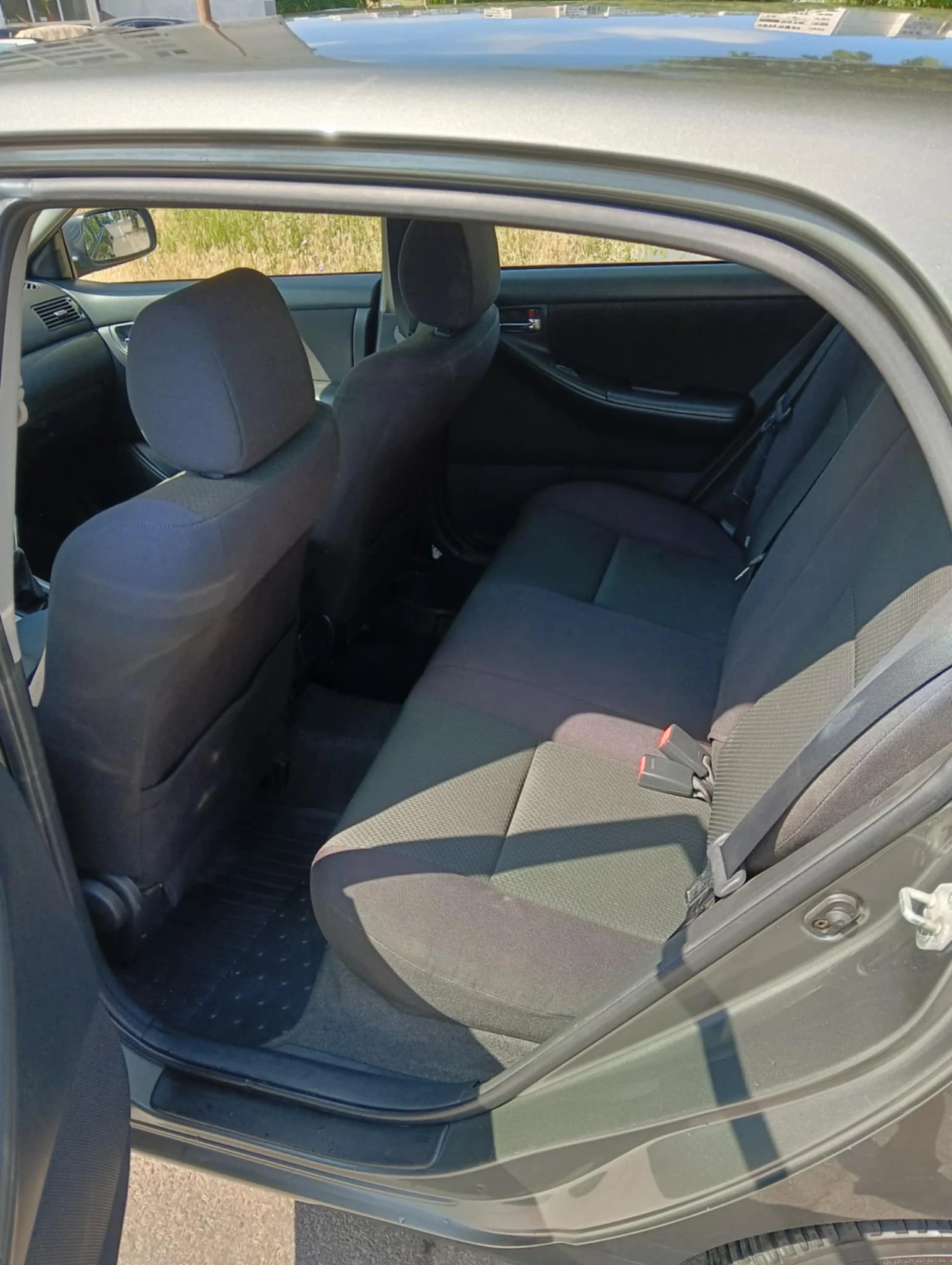 Toyota Corolla 1.6 i - изображение 7