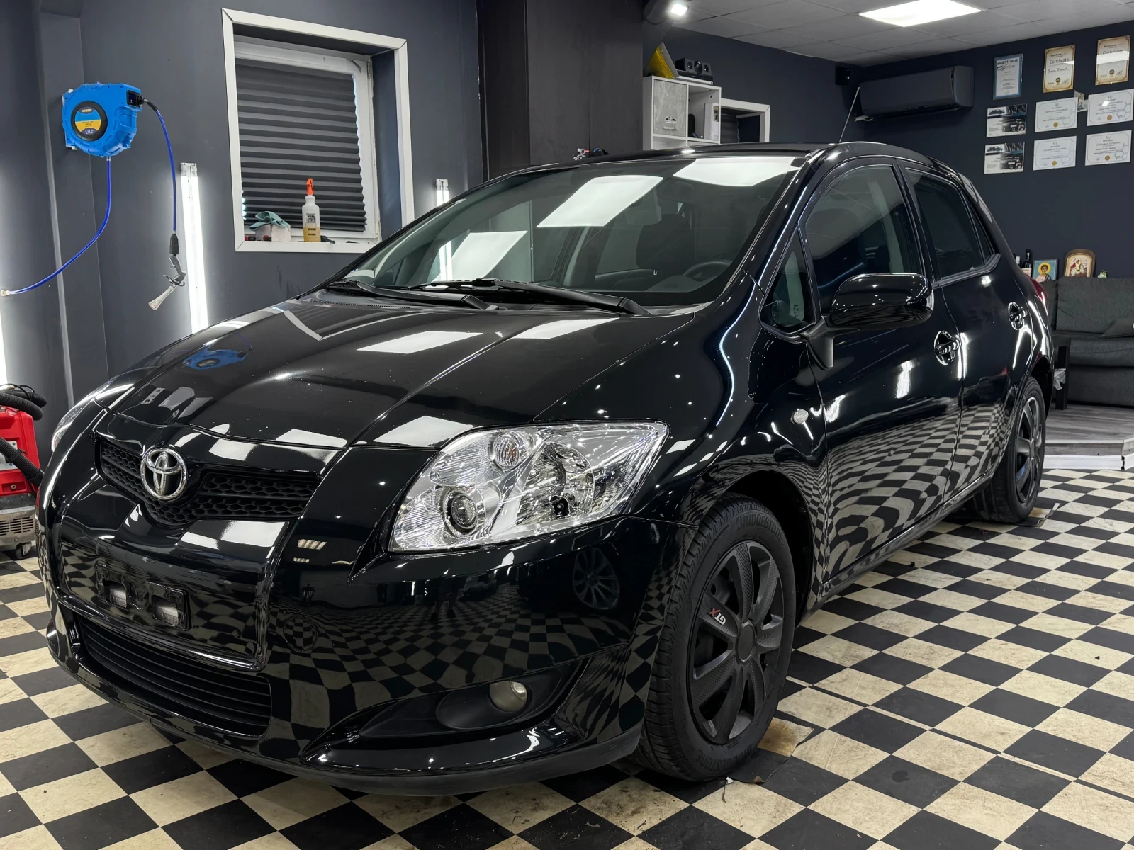 Toyota Auris 1.6VVTI 174000KM ITALY - изображение 2