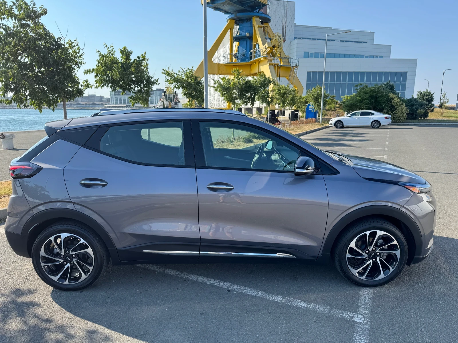 Chevrolet Bolt EUV 65KW 400KM - изображение 4
