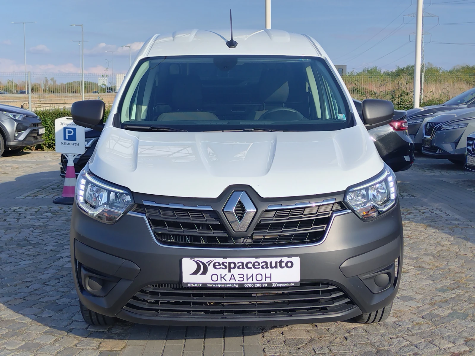 Renault Express Zen 1, 3 Tce 102 к.с. - изображение 2