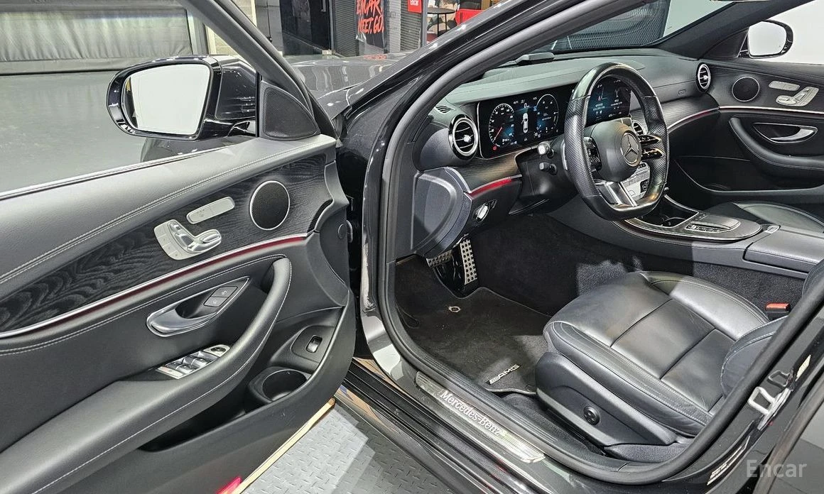 Mercedes-Benz E 220  - изображение 10