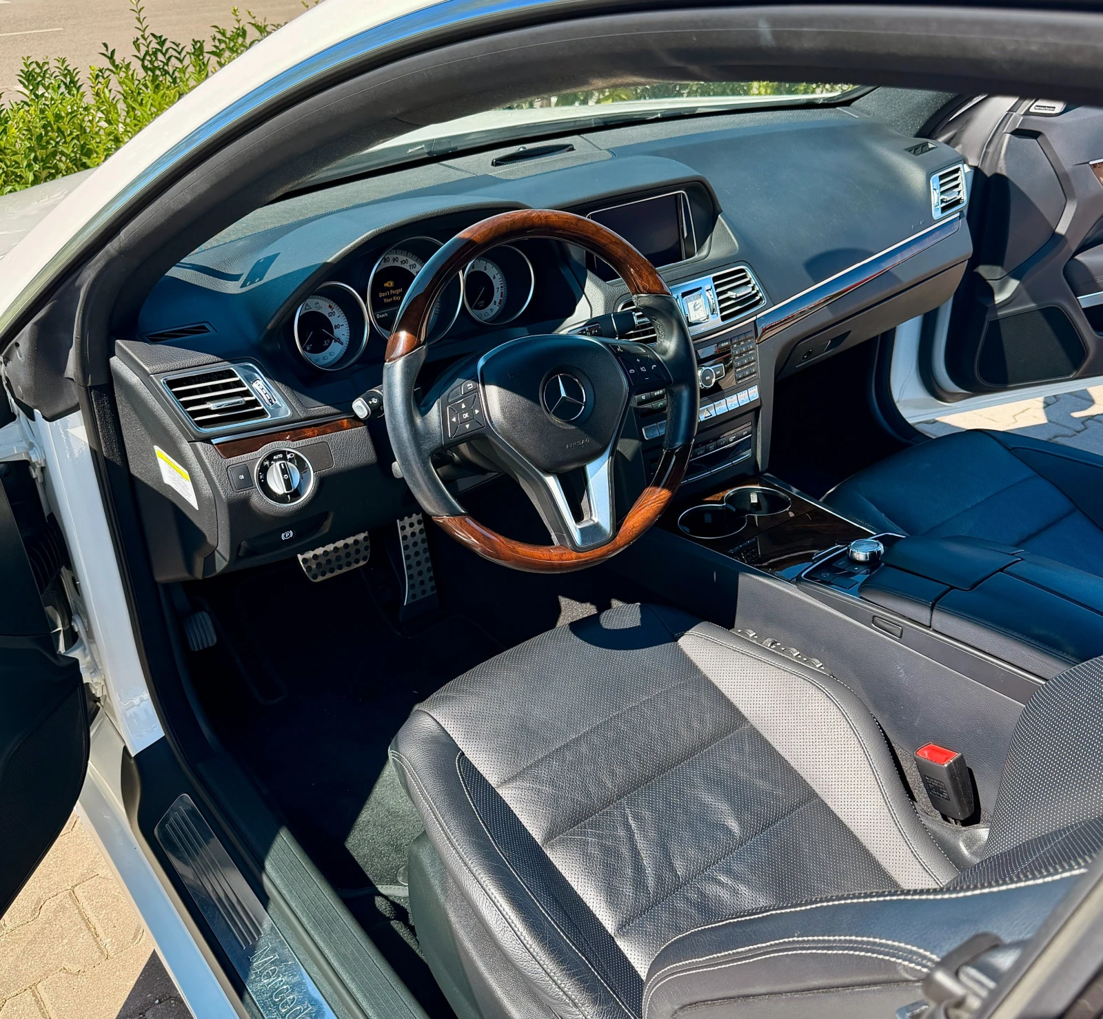 Mercedes-Benz E 350 * Facelift* AMG-Pack* 360* Panorama* RWD | Mobile.bg � ����������� 6