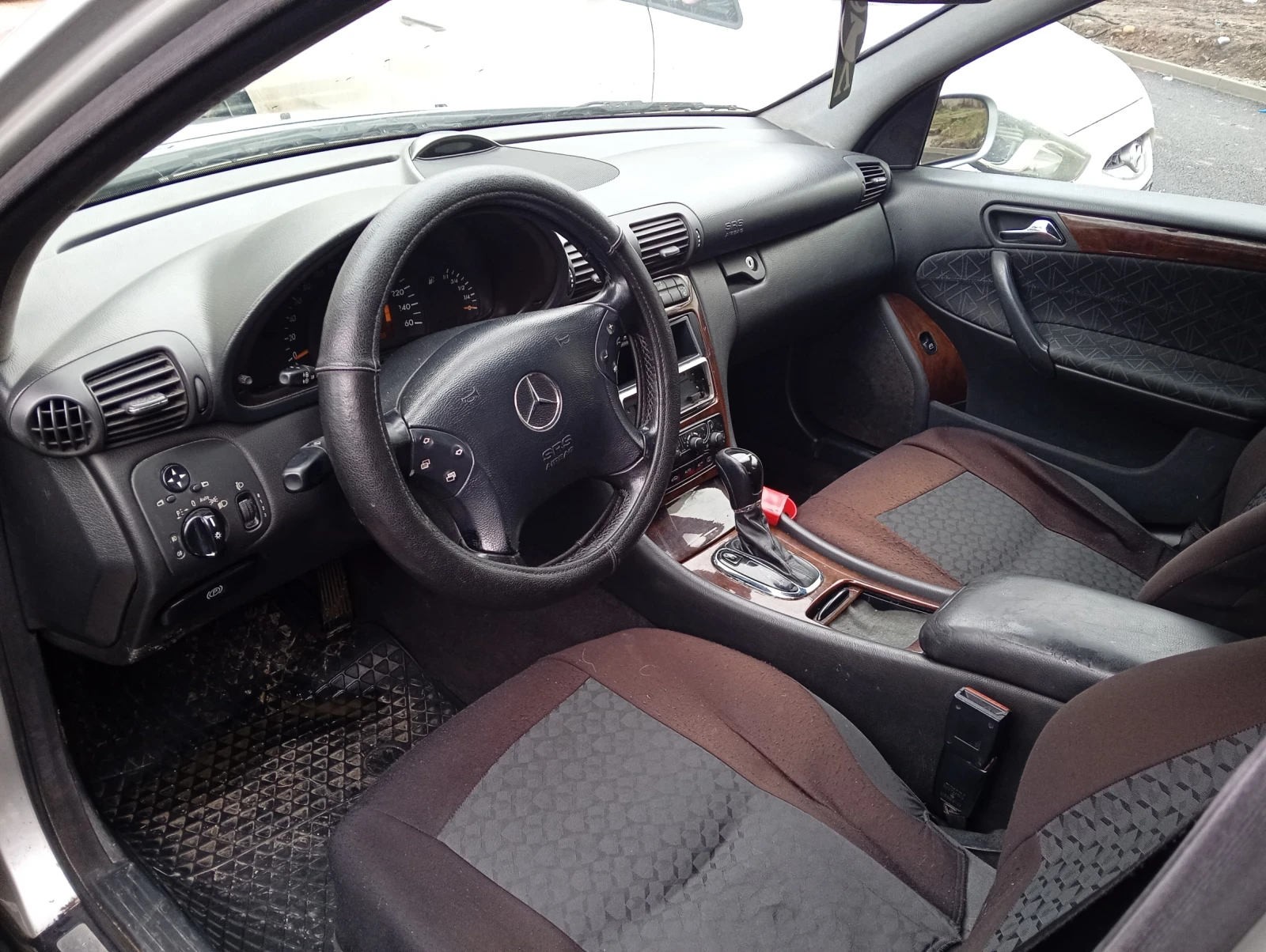 Mercedes-Benz 220 | Mobile.bg � ����������� 1