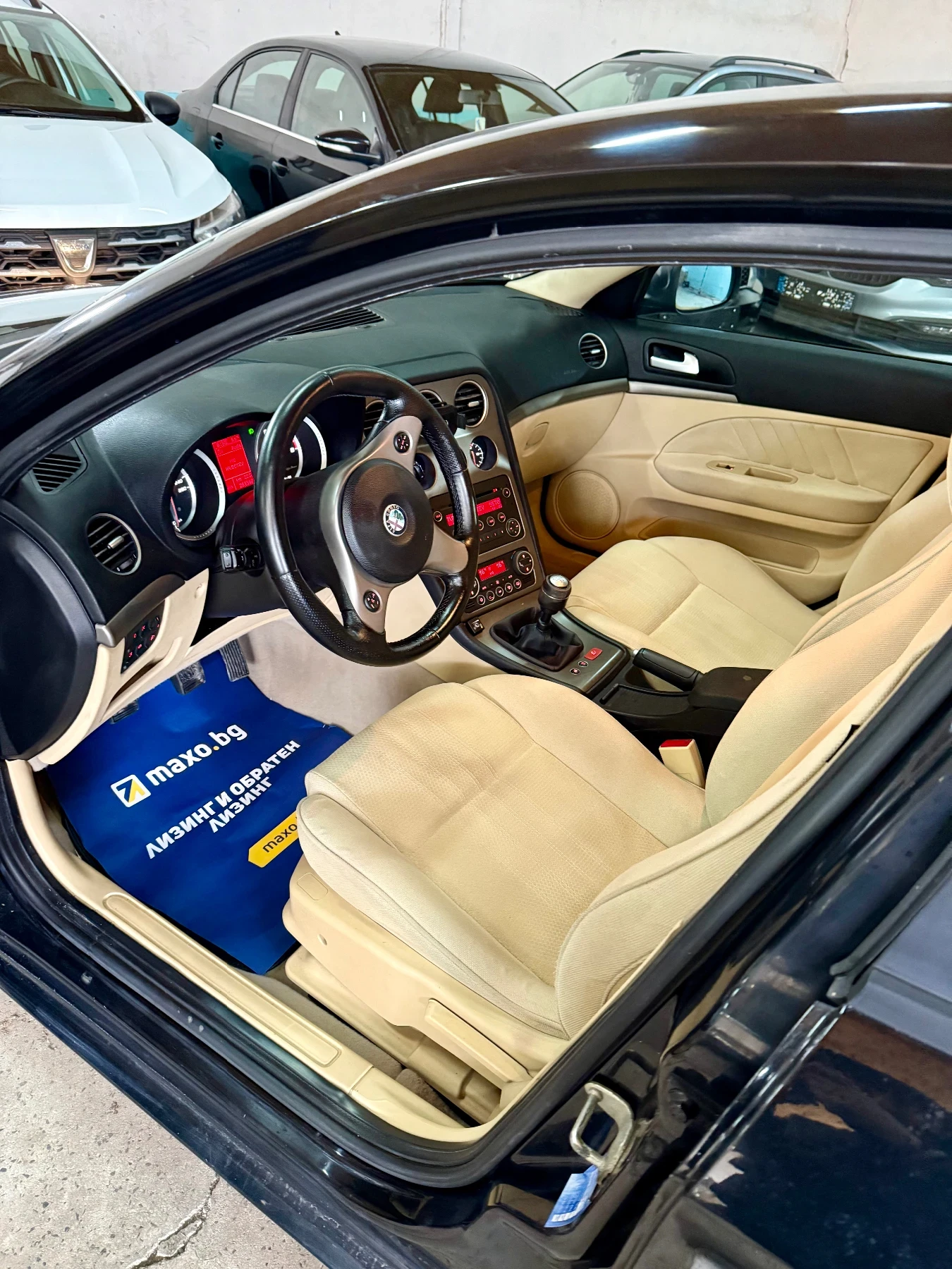 Alfa Romeo 159 1.8   140 к.с.   Ръчна   Газ/Бензин   2008 г., снимка 5 - Автомобили и джипове - 53684508