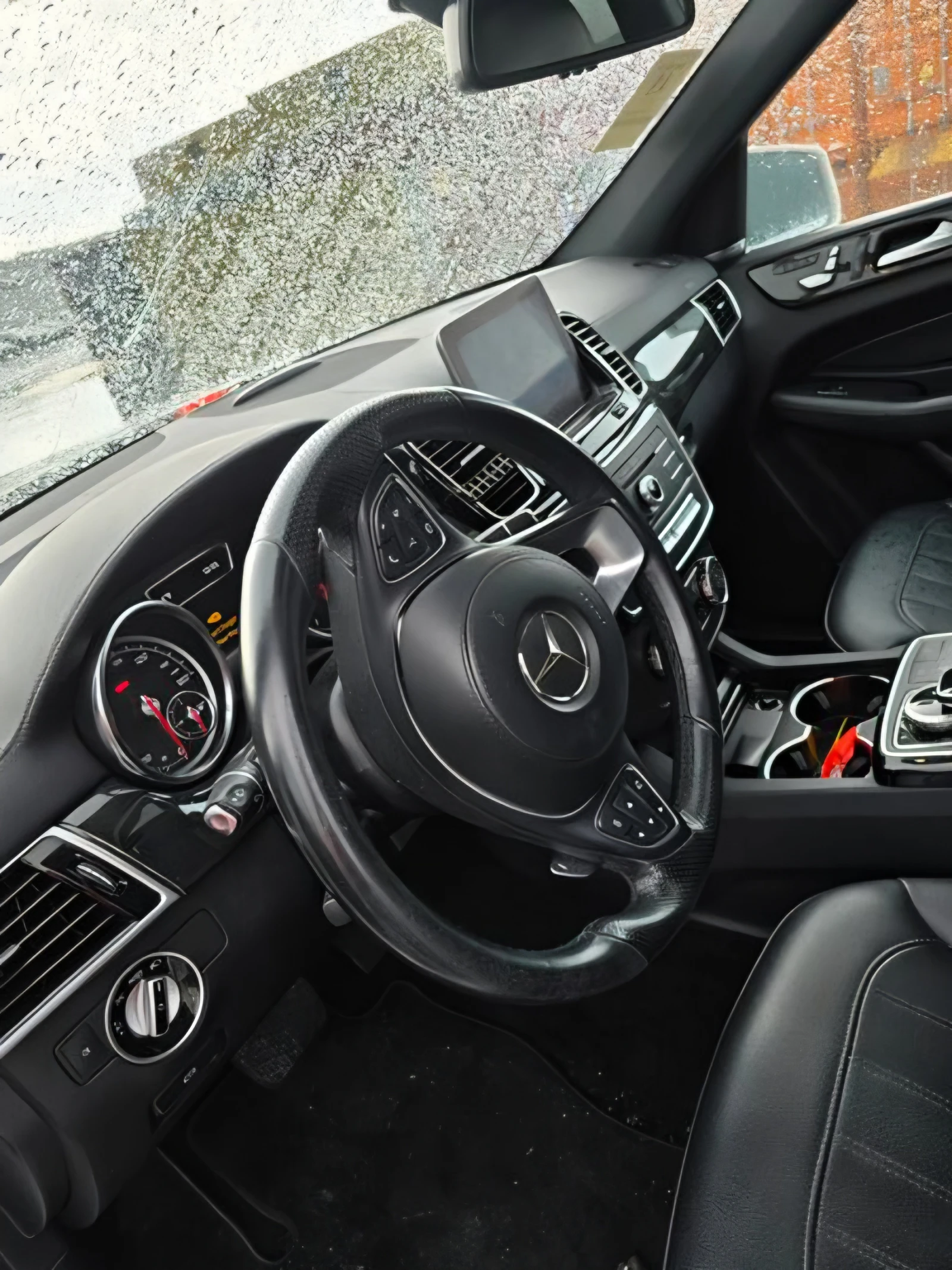 Mercedes-Benz GLS 450 3000, снимка 11 - Автомобили и джипове - 53753831