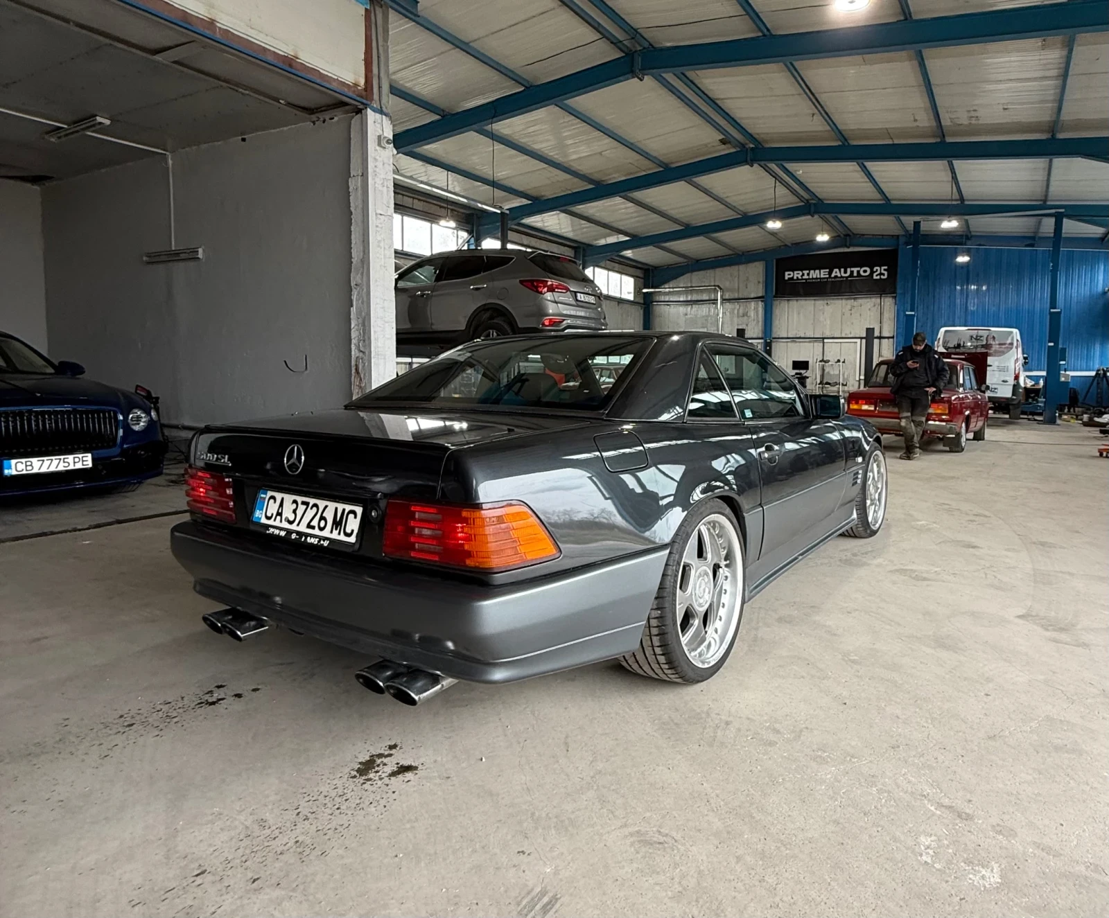 Mercedes-Benz SL 500 V8 automatic 306hp